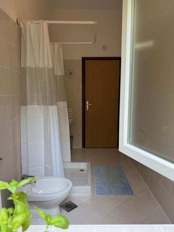 Villa Claudia Beach Apartment Premantura Exterior photo